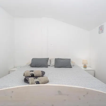 Prázdninový dům 1 Bedroom In *
