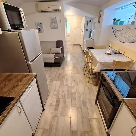 Prázdninový dům 1 Bedroom In *